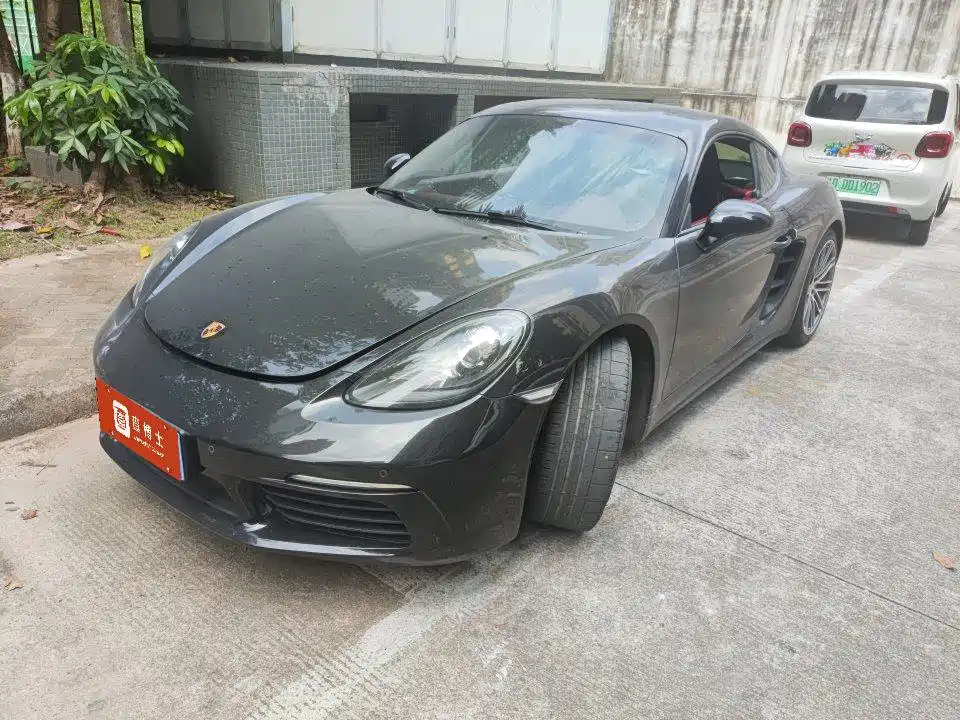 Porsche 718