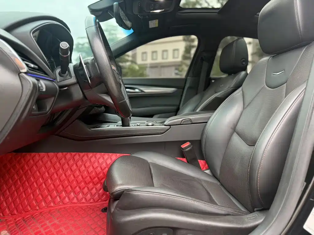 Cadillac CT5 — миниатюра 5