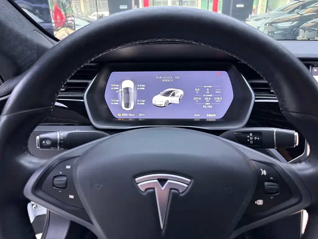 Tesla Model S — миниатюра 18