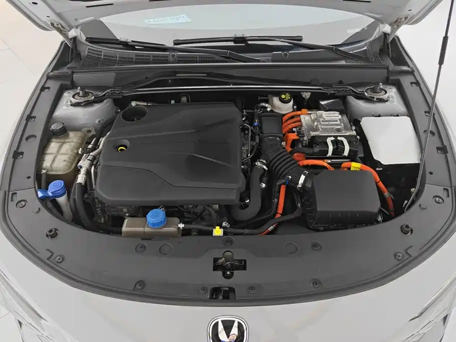 Changan UNI-V iDD — миниатюра 10
