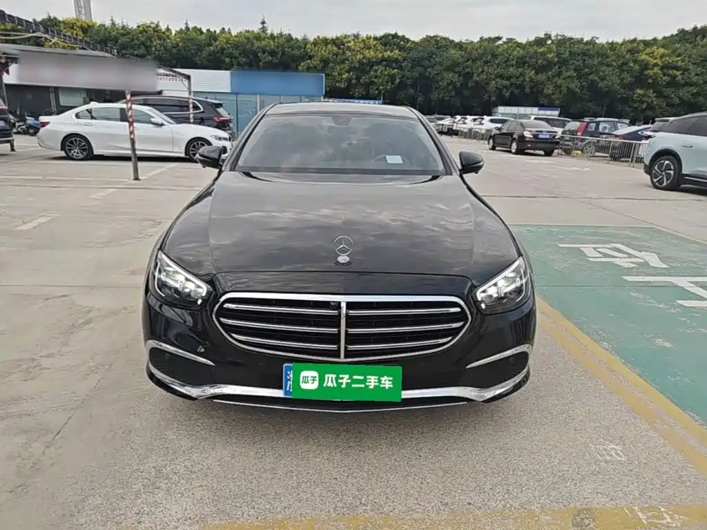 Mercedes-Benz E-Class — миниатюра 3