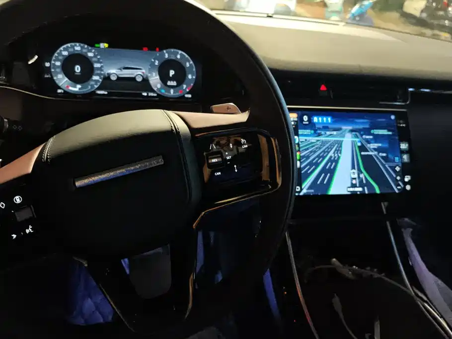 Land Rover Evoque — миниатюра 12