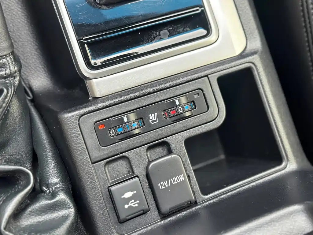 Toyota Prado — миниатюра 10