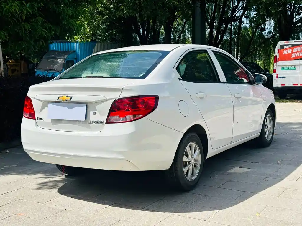 Chevrolet Sail — миниатюра 9