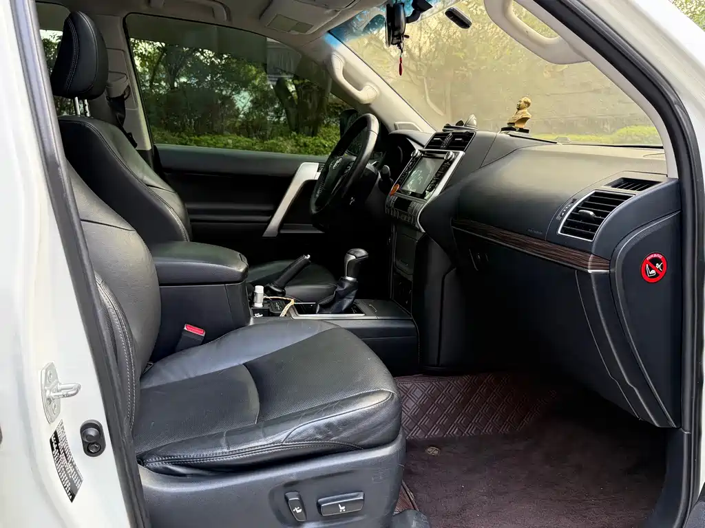 Toyota Prado — миниатюра 9