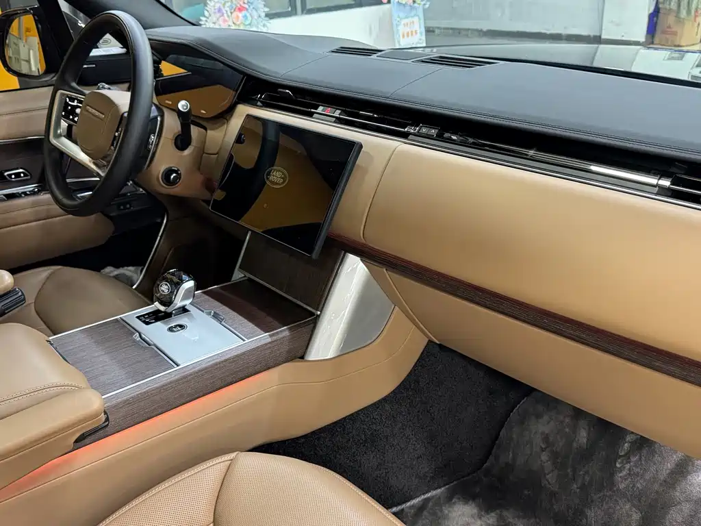 Land Rover Range Rover — миниатюра 15