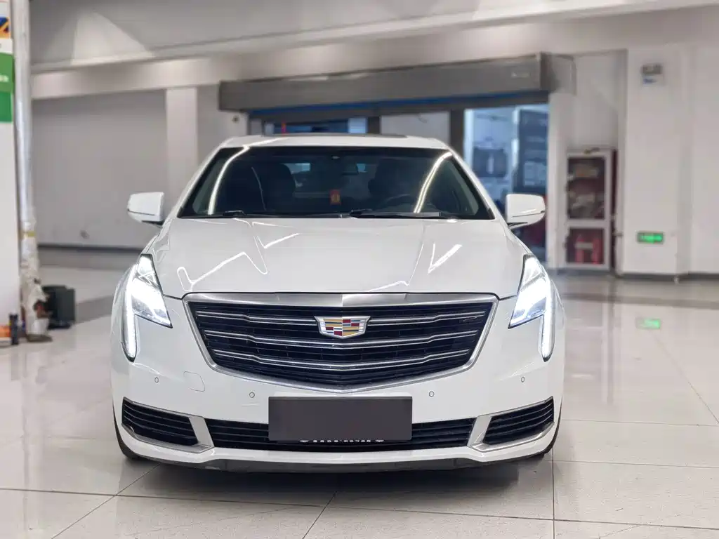 Cadillac XTS — миниатюра 2