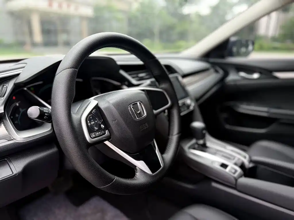 Honda Civic — миниатюра 6