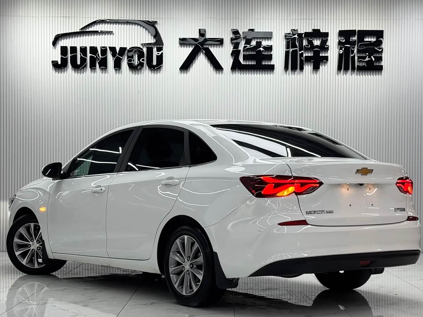 Chevrolet Monza 1.5 л 2022 г. Белый, пробег 36000 км