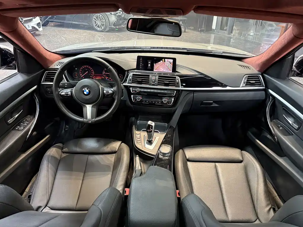 BMW 3 Series GT — миниатюра 6