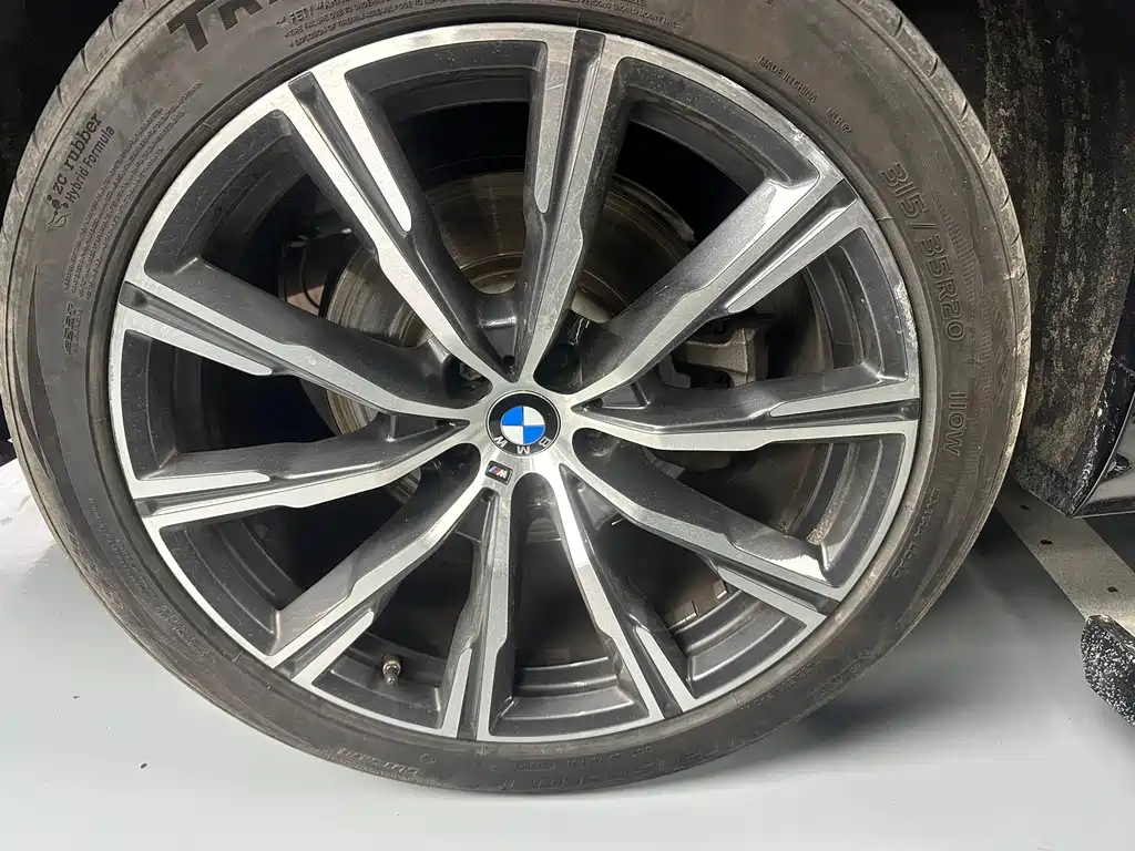BMW X5 2022 — фото 11