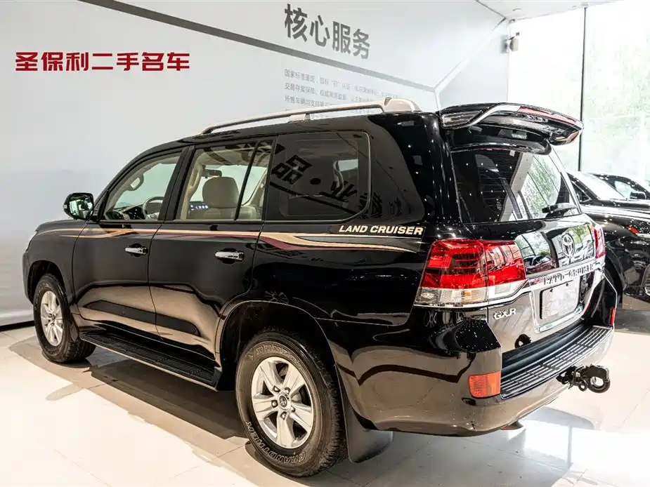 Toyota Land Cruiser 2019 4.0L AT
