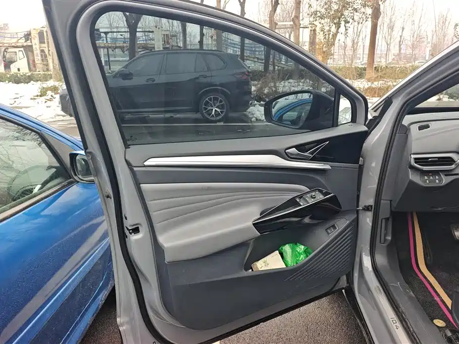 VOLKSWAGEN ID.4 CROZZ