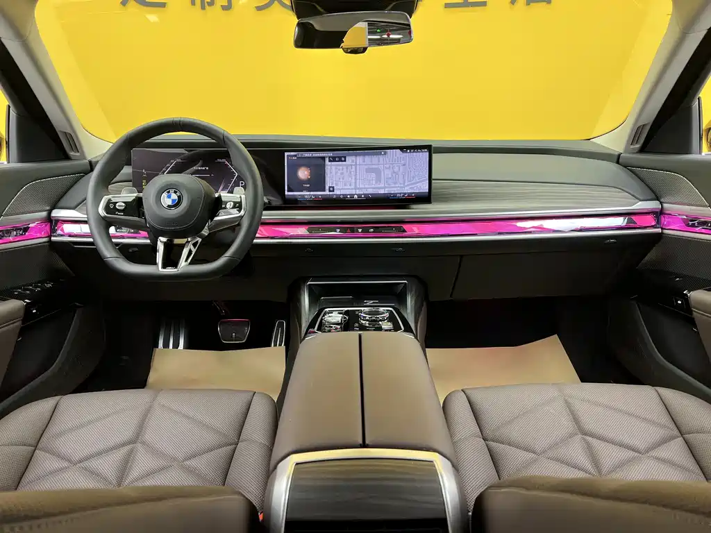 BMW 7 Series 7 2023 735Li M Sport