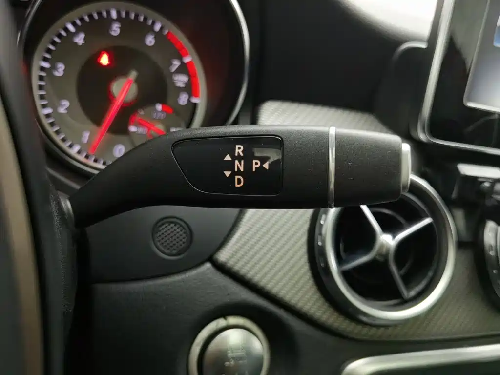 Mercedes-Benz GLA — миниатюра 13