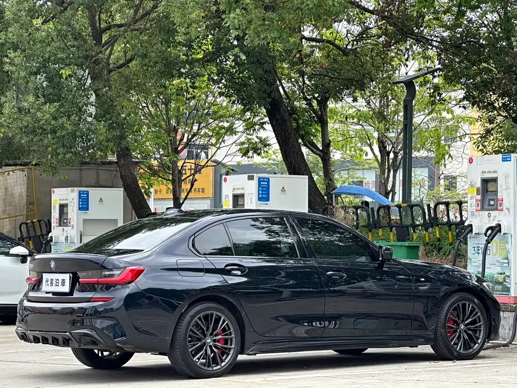 BMW 3 Series 3 2021 325Li M Sport
