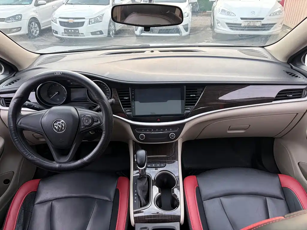 Buick Verano — миниатюра 10