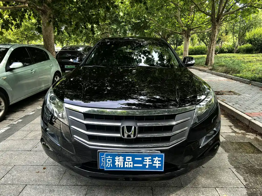 Honda Crosstour 2.4L Luxury Edition, фото 5