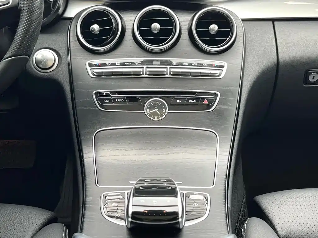Mercedes-Benz C-Class — миниатюра 9