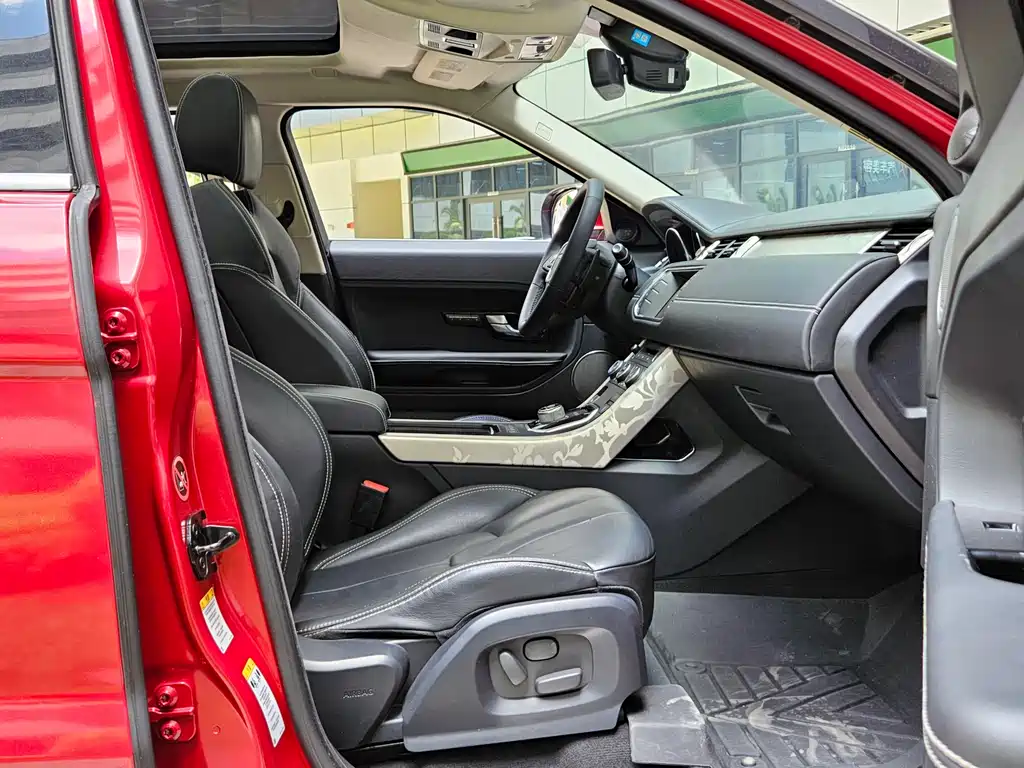 Land Rover Evoque (Import) 2.0T 5 door Shine Dynamic Edition, фото 16