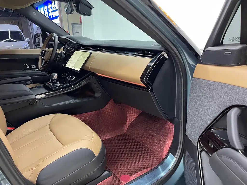 Land Rover Sport — миниатюра 13