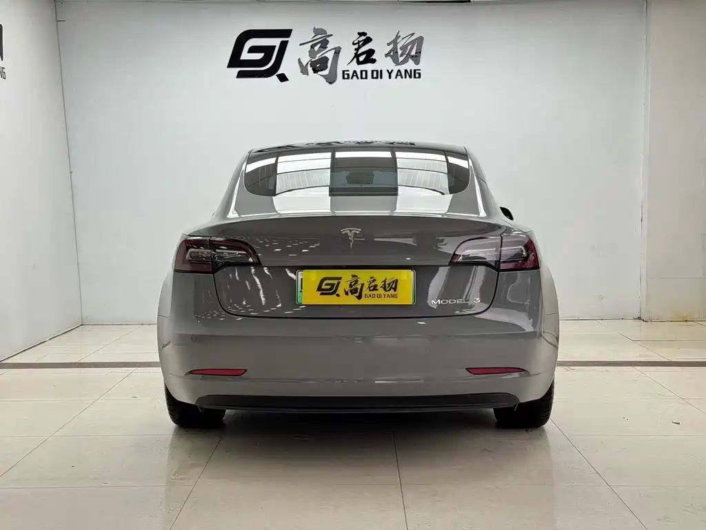 Tesla Model 3 — миниатюра 25