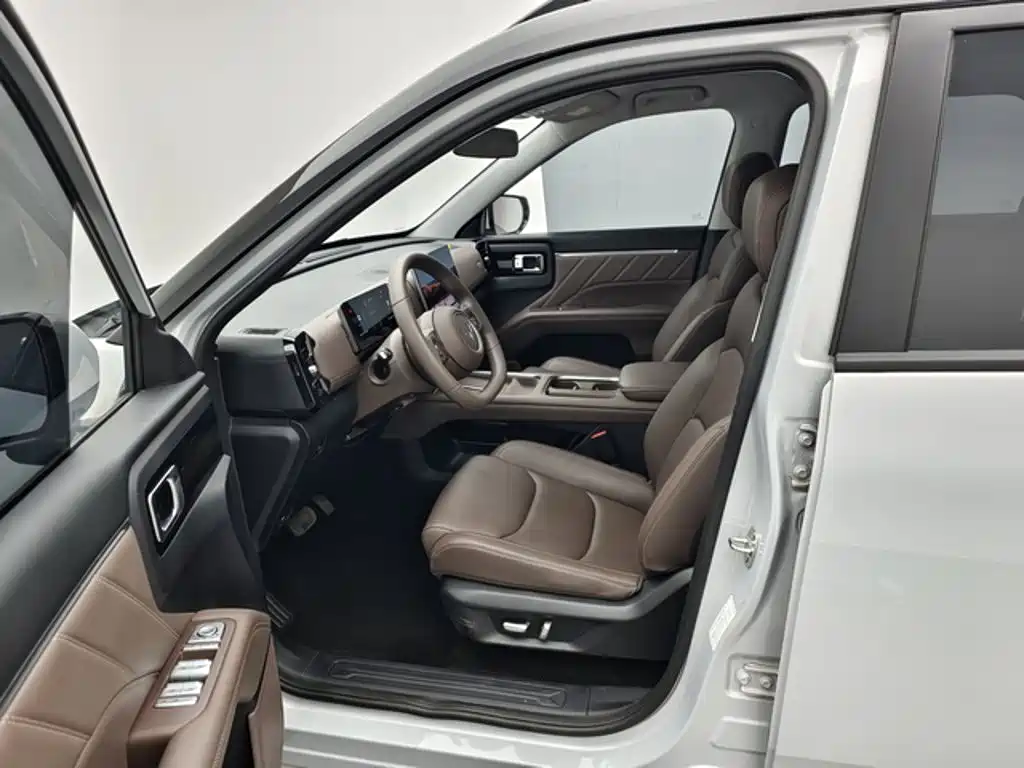 Wuling Xingguang 560 New Energy — миниатюра 6