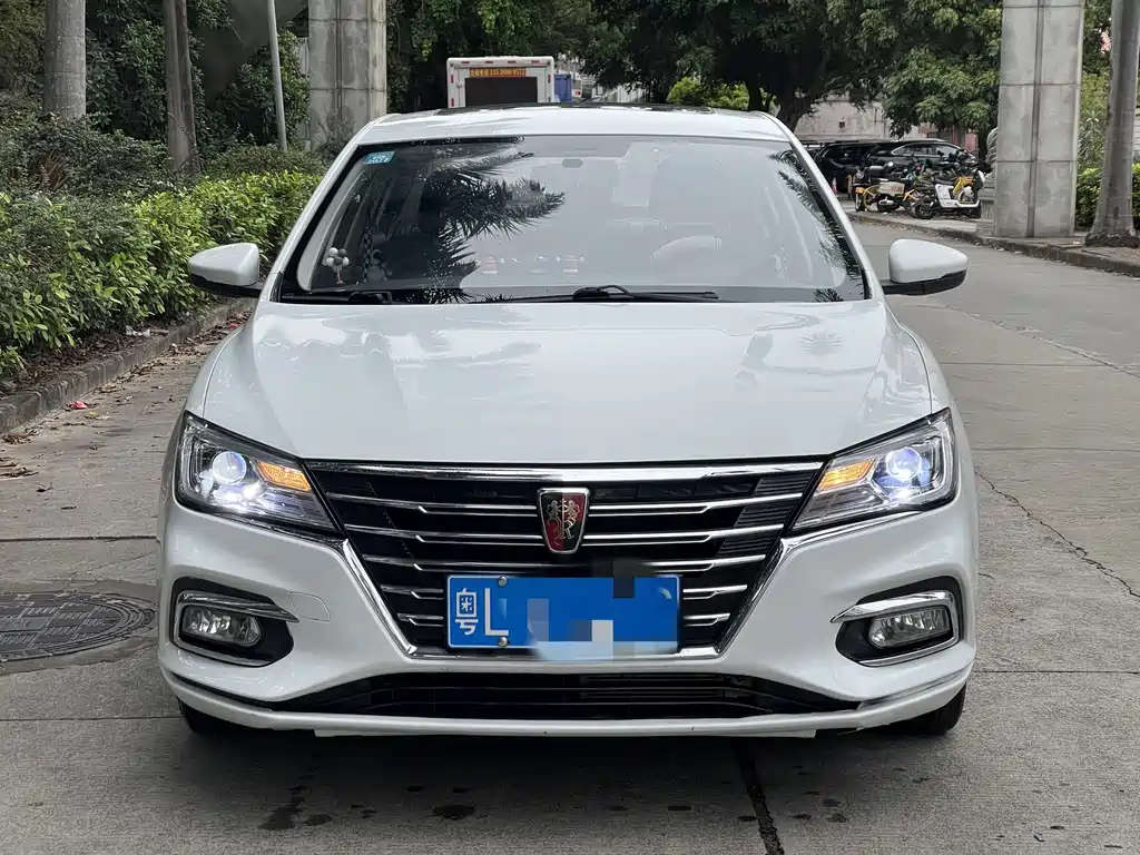 ROEWE I5