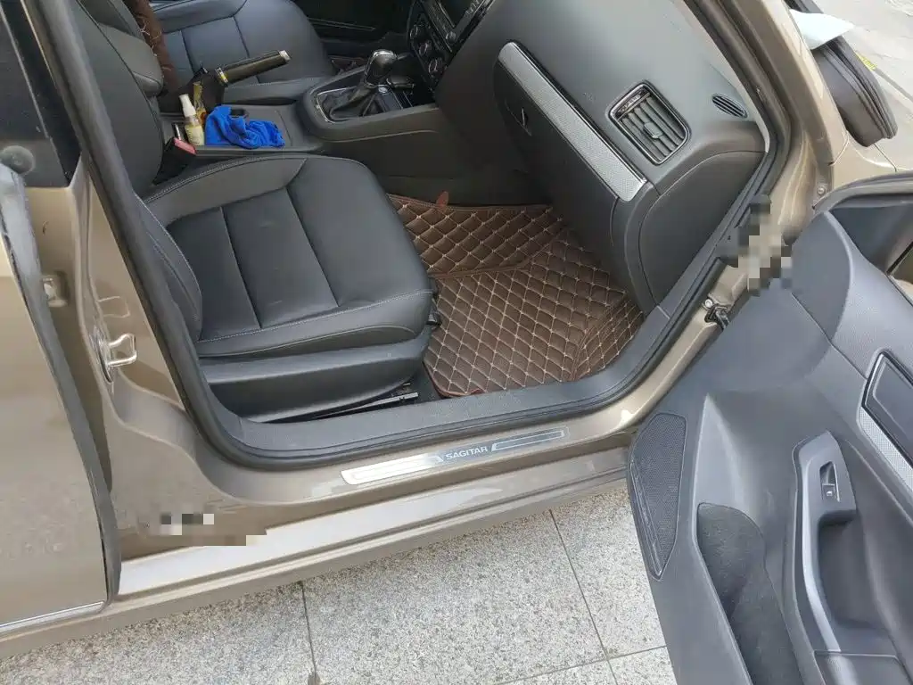 Volkswagen Sagitar — миниатюра 18
