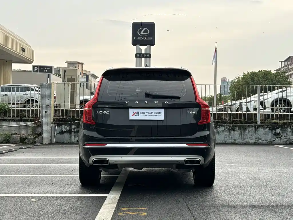 Volvo XC90 — миниатюра 6