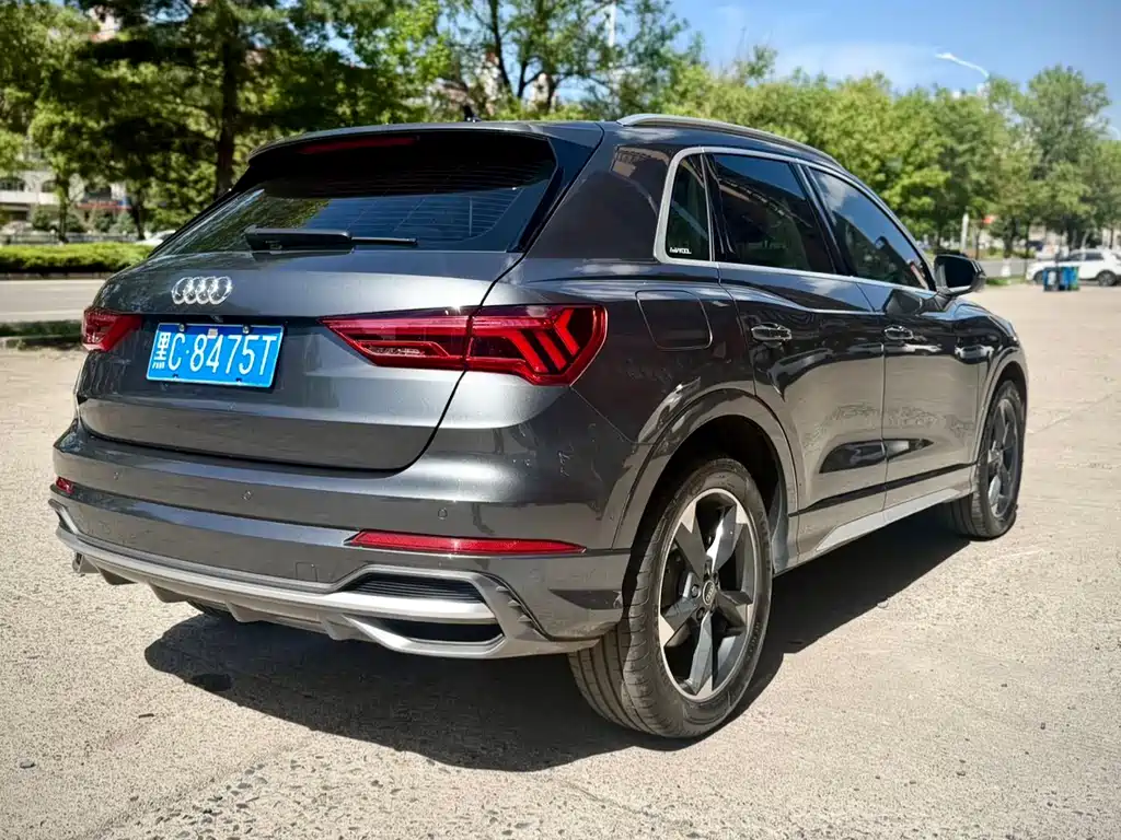 Audi Q3 2022 35 TFSI Fashion