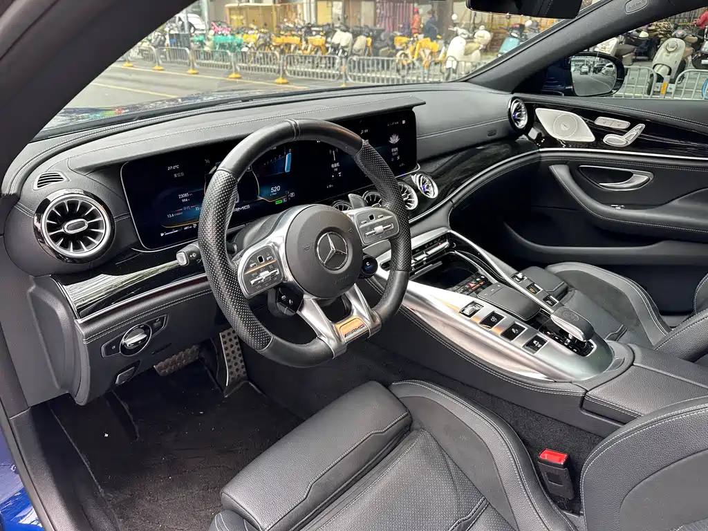 MERCEDES-BENZ AMG GT