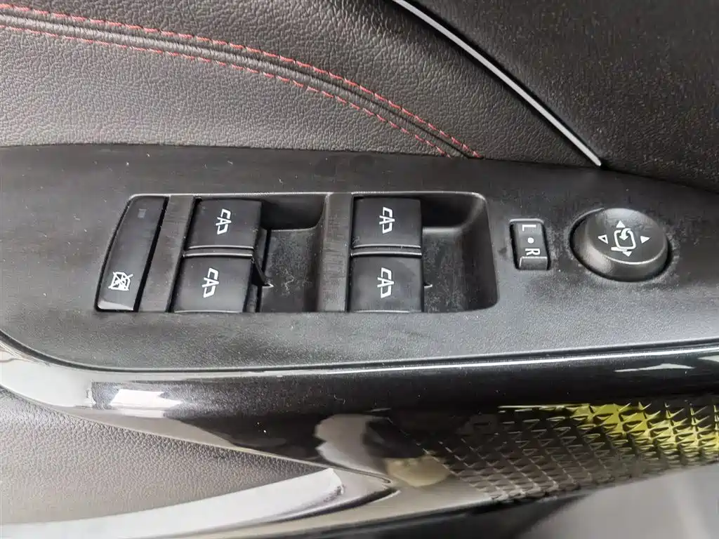 CHEVROLET XINGMAILUO