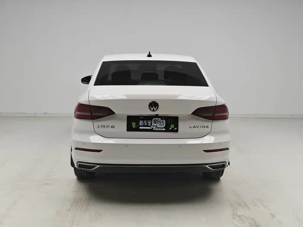 Volkswagen Lavida — миниатюра 5