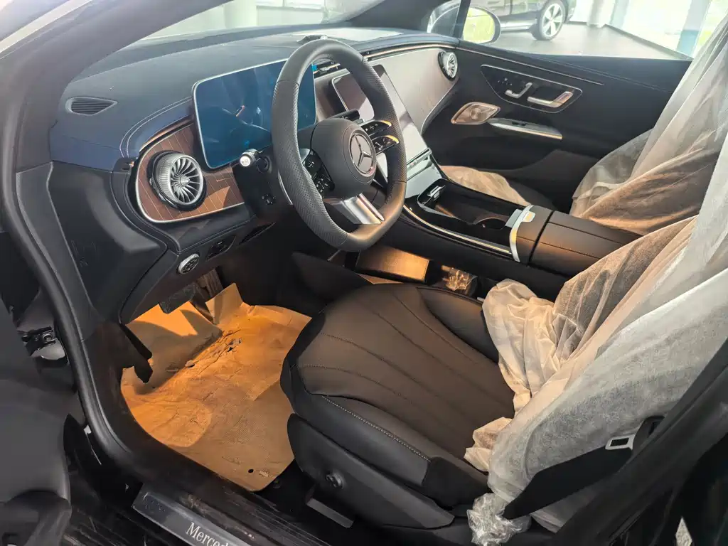 Mercedes-Benz EQE — миниатюра 7