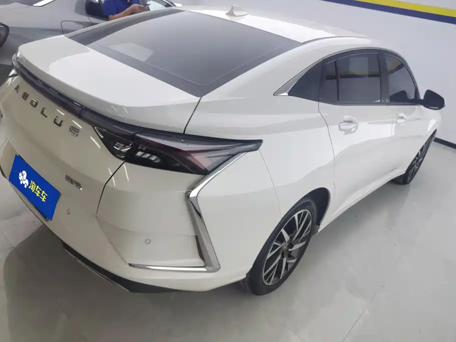 Aeolus Yixuan — миниатюра 3