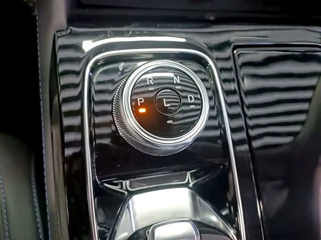 Ford Equator Sport — миниатюра 14