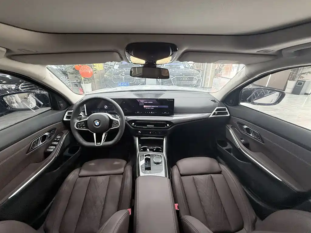 BMW 3 Series 3 2025 330Li M Sport