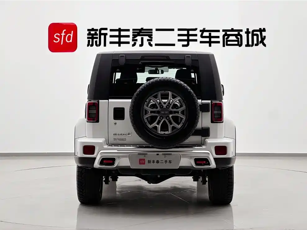 BAIC BJ40 2024 2.0T
