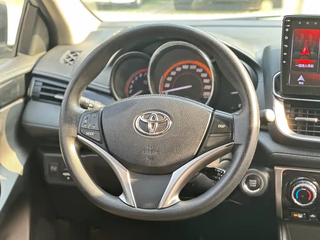 TOYOTA YARIS L ZHIXUAN