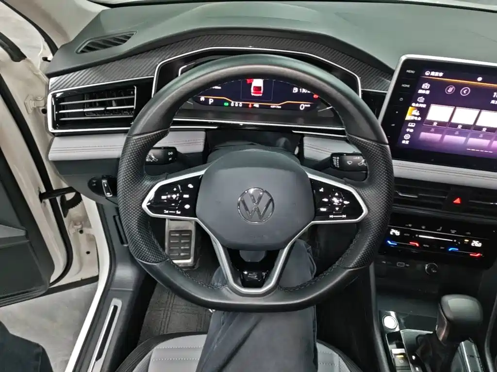 Volkswagen Tiguan X — миниатюра 11