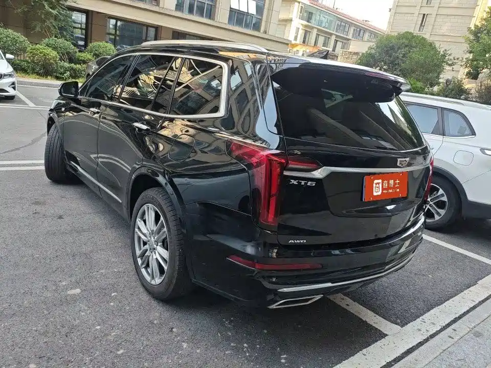 Cadillac XT6 — миниатюра 7