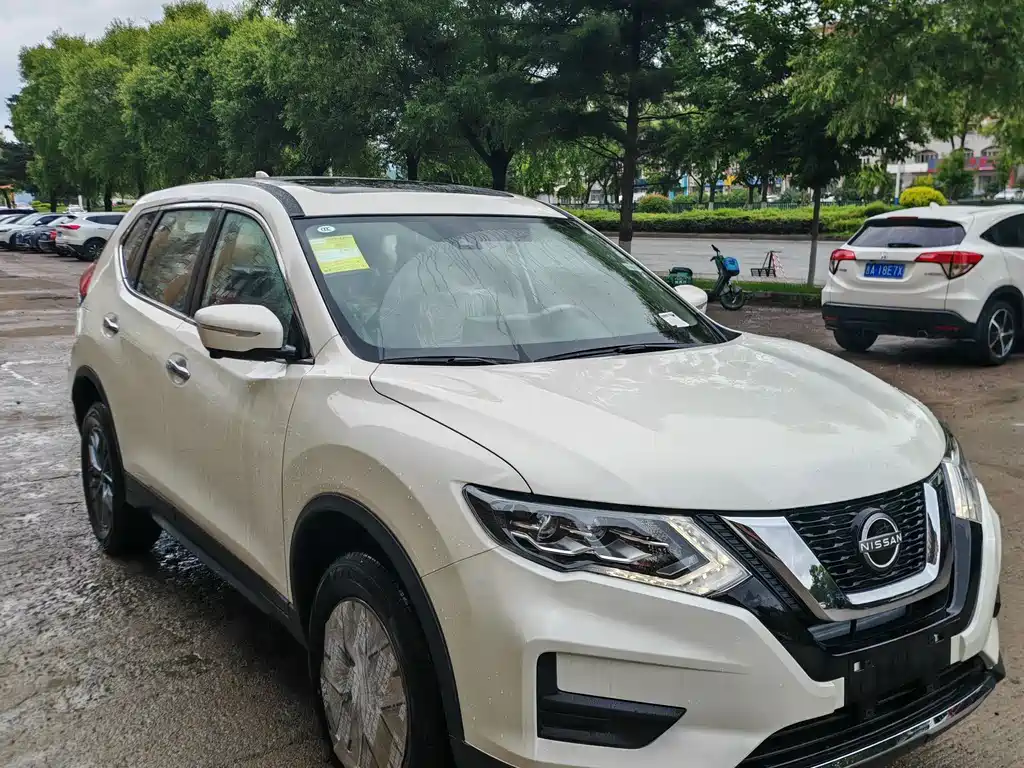 Nissan X-Trail 2025 2.0L Lead