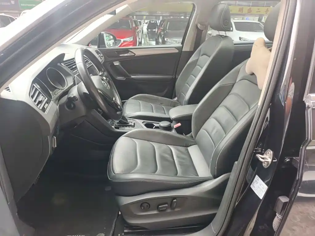 Volkswagen Tiguan L — миниатюра 15