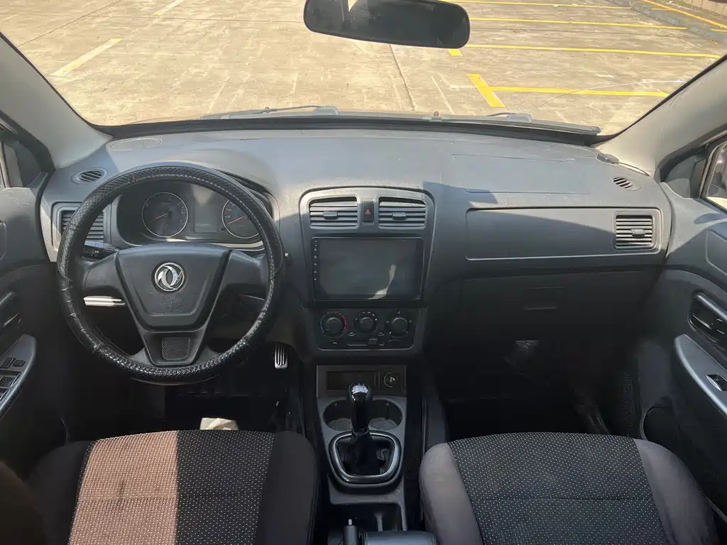 Dongfeng 330 2016 1.5L MT DK15