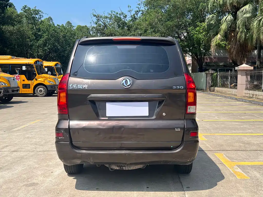 Dongfeng 330 2016 1.5L MT DK15