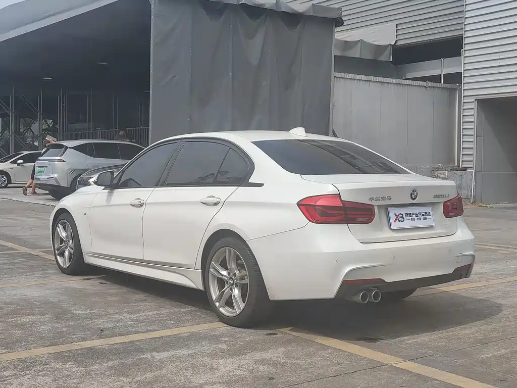 BMW 3 Series — миниатюра 6