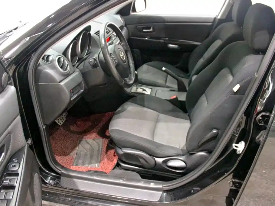 Mazda 3 — миниатюра 10