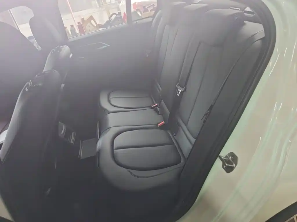 BMW 1 Series — миниатюра 17