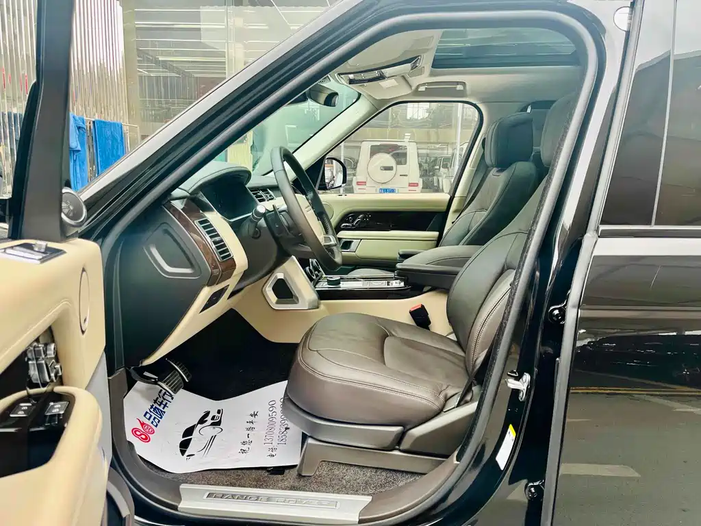 LAND ROVER RANGE ROVER